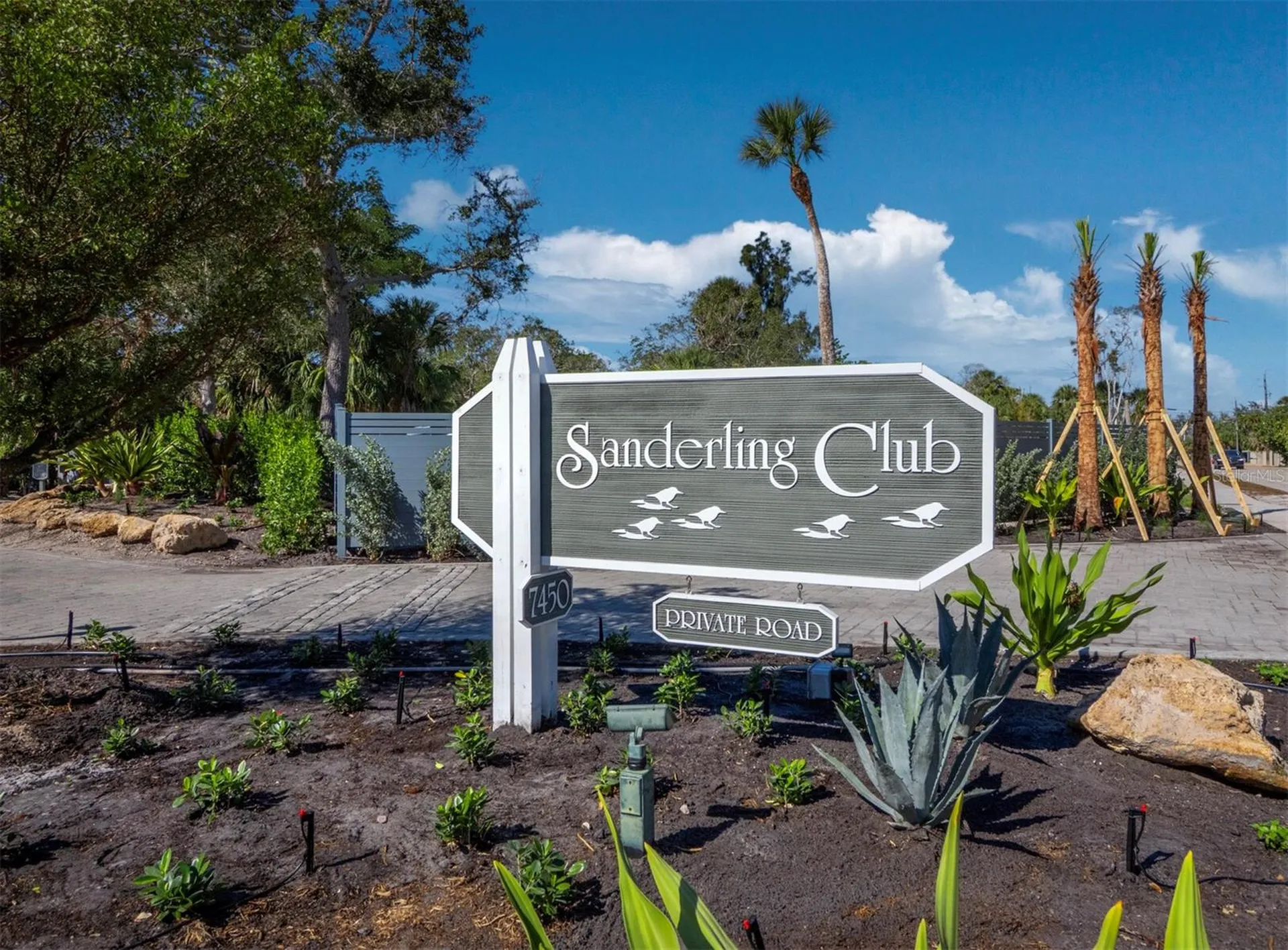 1221 S Basin Lane Sarasota FL 34242