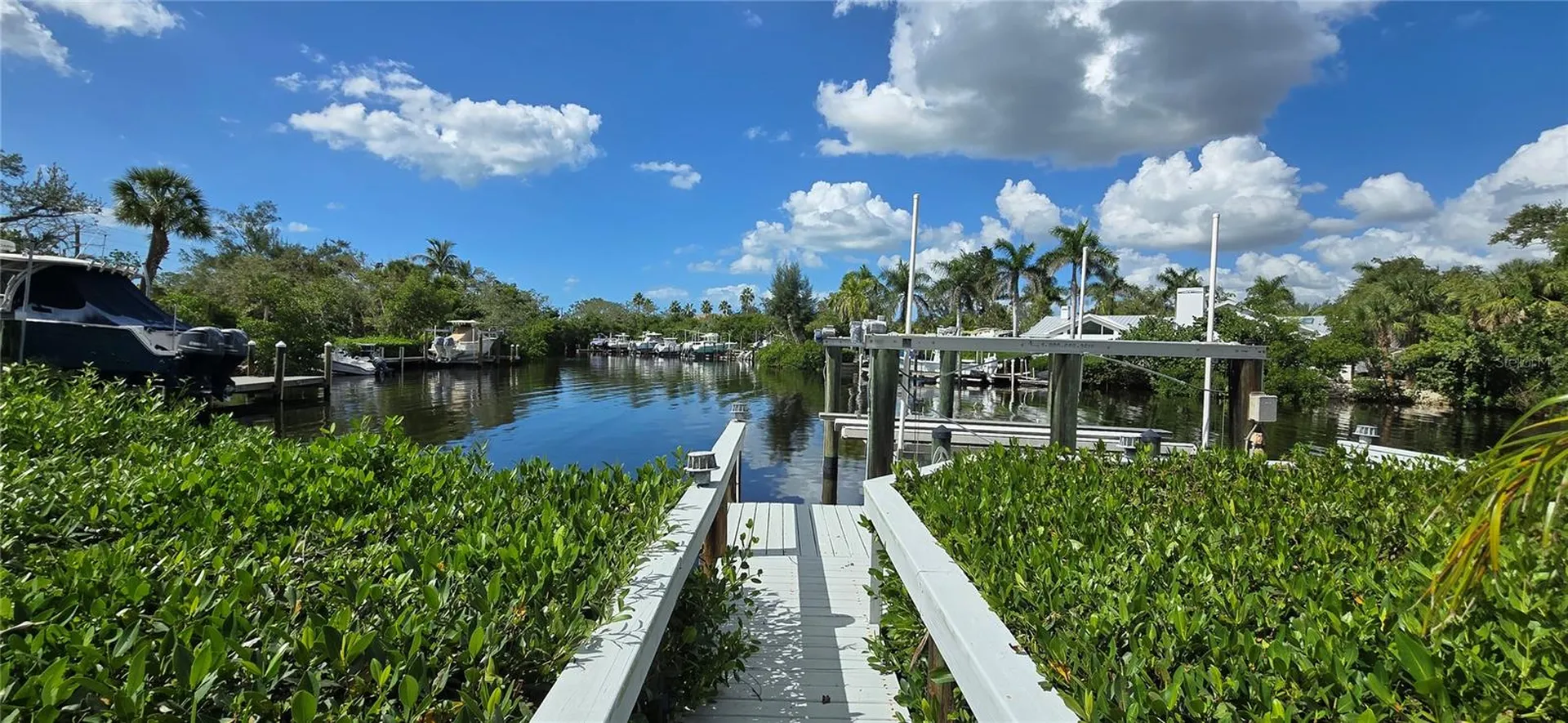 1221 S Basin Lane Sarasota FL 34242