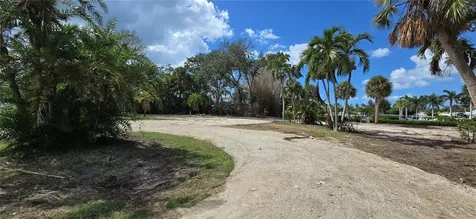 1221 S Basin Lane Sarasota FL 34242