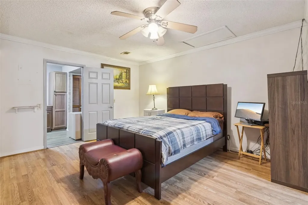 3646 Falling Leaf Lane Orlando FL 32810