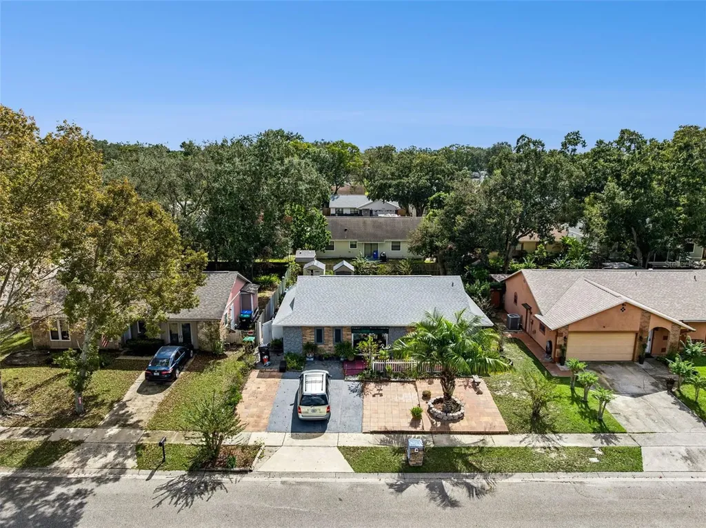 3646 Falling Leaf Lane Orlando FL 32810