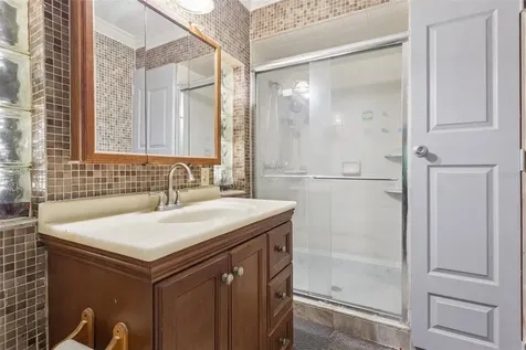 3646 Falling Leaf Lane Orlando FL 32810