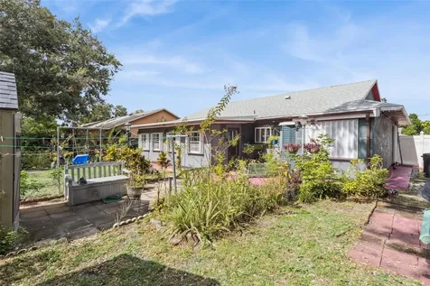 3646 Falling Leaf Lane Orlando FL 32810