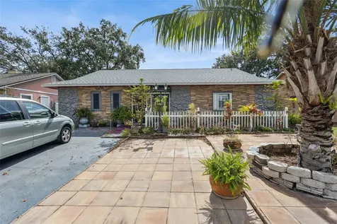 3646 Falling Leaf Lane Orlando FL 32810