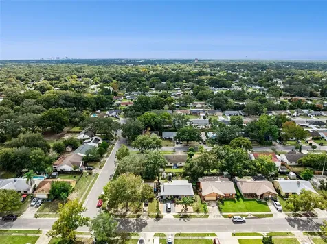 3646 Falling Leaf Lane Orlando FL 32810