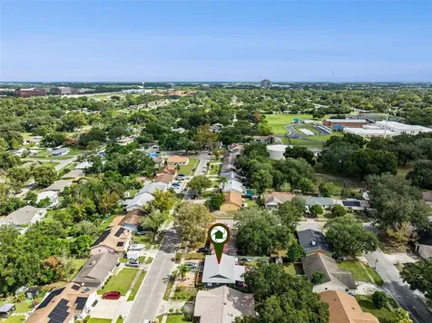 3646 Falling Leaf Lane Orlando FL 32810
