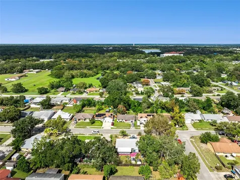3646 Falling Leaf Lane Orlando FL 32810