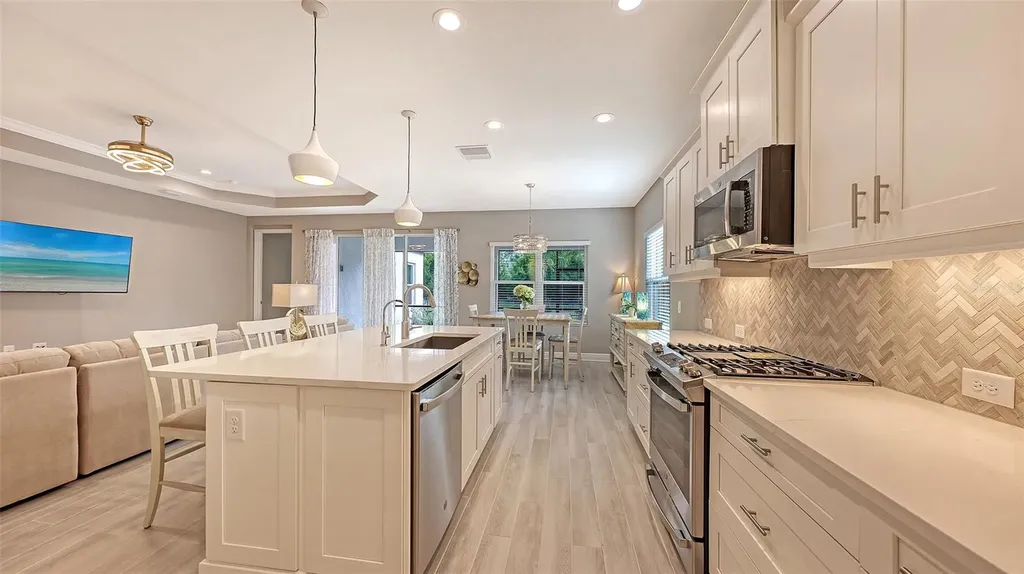 10193 Canaveral Circle Sarasota FL 34241