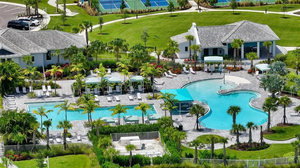 10193 Canaveral Circle Sarasota FL 34241