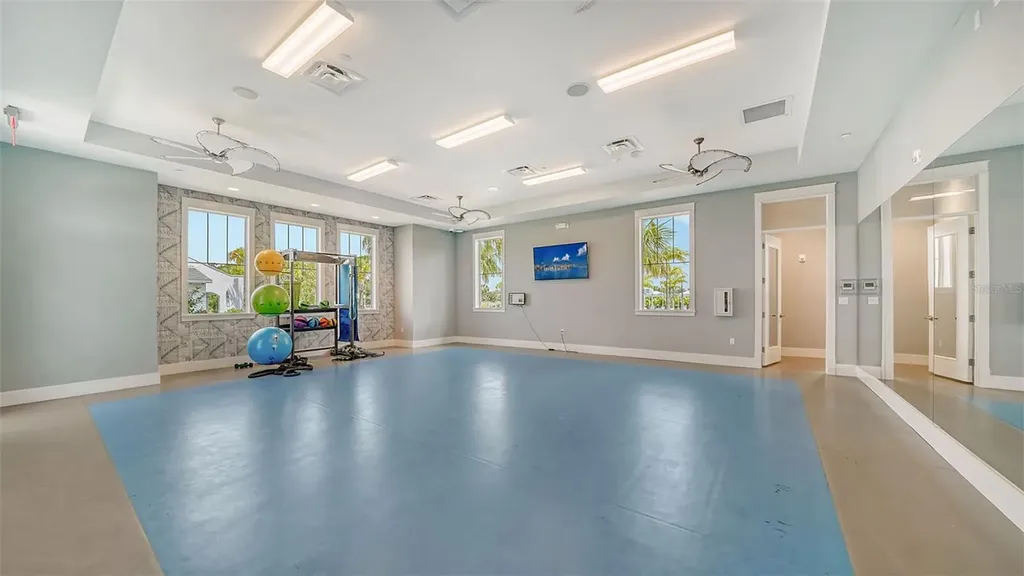 10193 Canaveral Circle Sarasota FL 34241