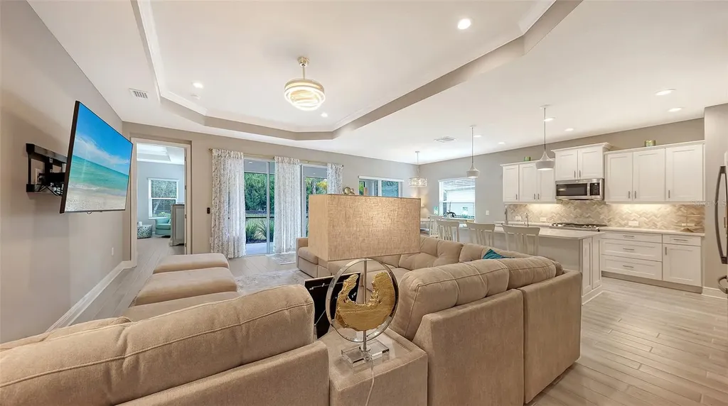 10193 Canaveral Circle Sarasota FL 34241