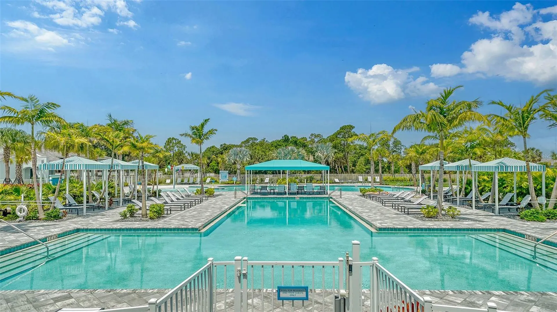 10193 Canaveral Circle Sarasota FL 34241