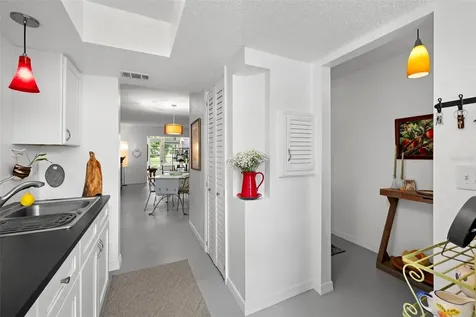 300 Clyde Lane Dunedin FL 34698