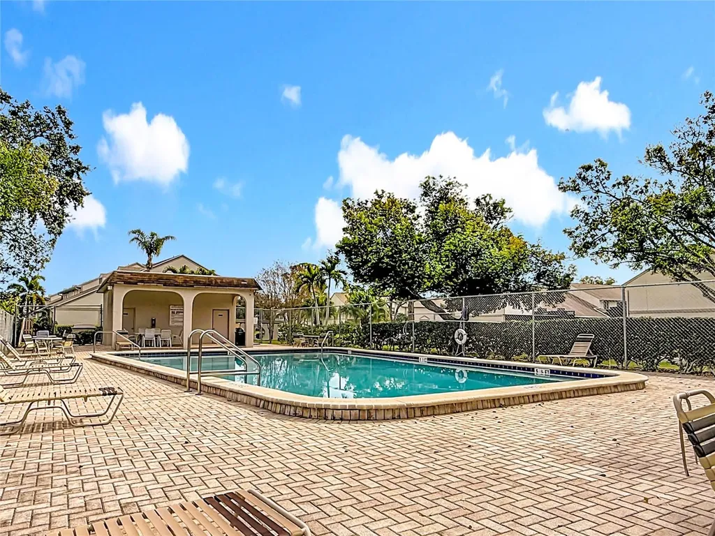 502 Bough Avenue Clearwater FL 33760