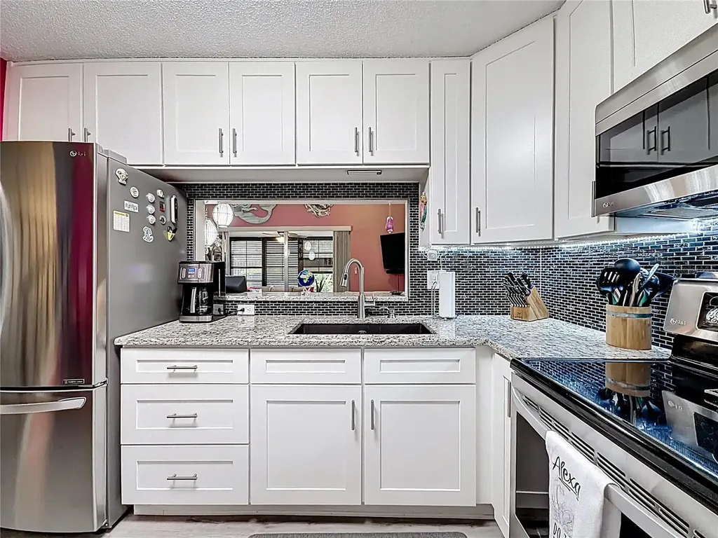 502 Bough Avenue Clearwater FL 33760