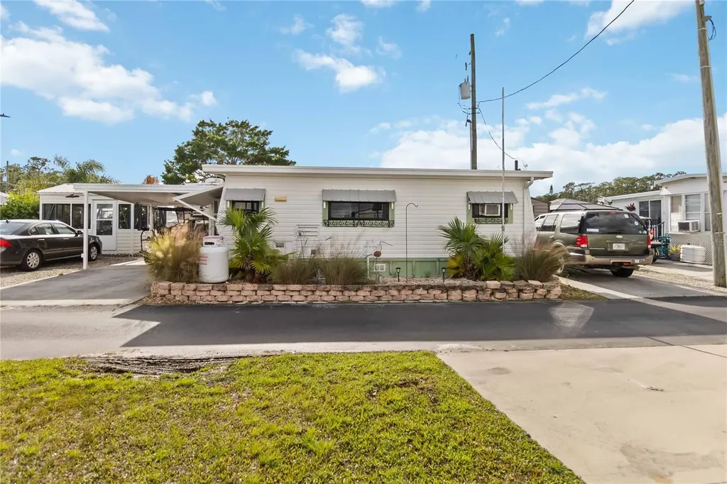 6153 Deepwater Drive St Cloud FL 34771