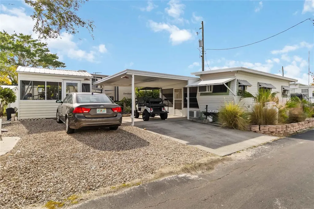 6153 Deepwater Drive St Cloud FL 34771