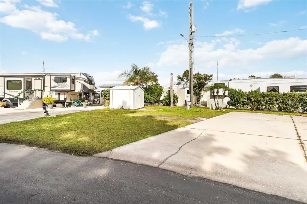 6153 Deepwater Drive St Cloud FL 34771