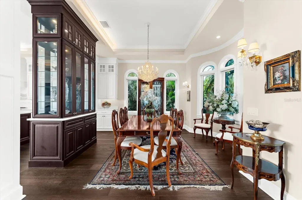 511 Bayview Drive Holmes Beach FL 34217