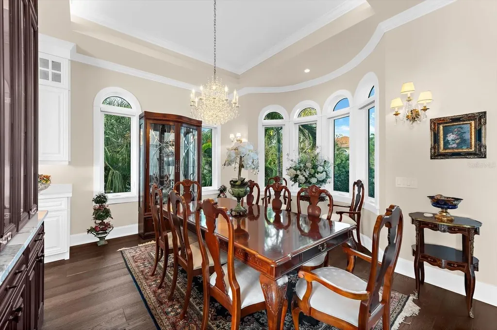 511 Bayview Drive Holmes Beach FL 34217