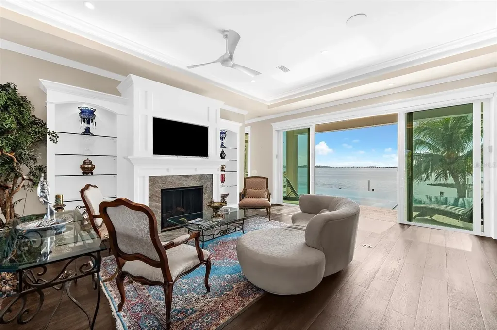 511 Bayview Drive Holmes Beach FL 34217