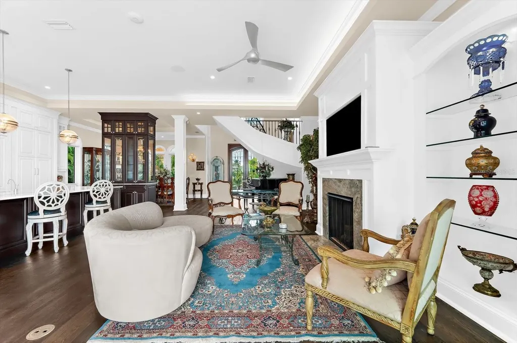 511 Bayview Drive Holmes Beach FL 34217
