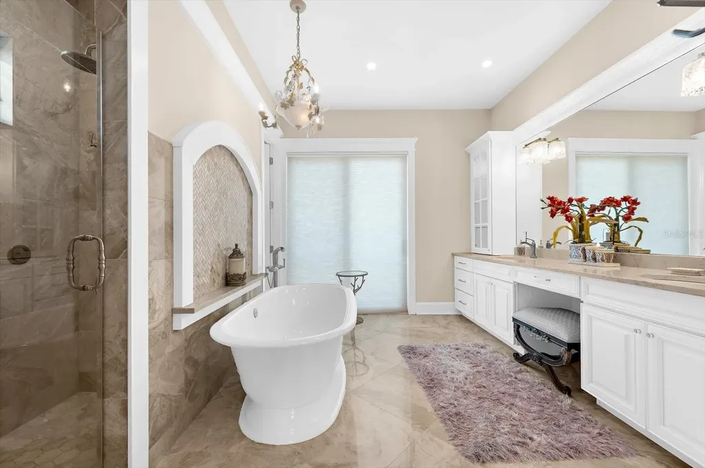 511 Bayview Drive Holmes Beach FL 34217