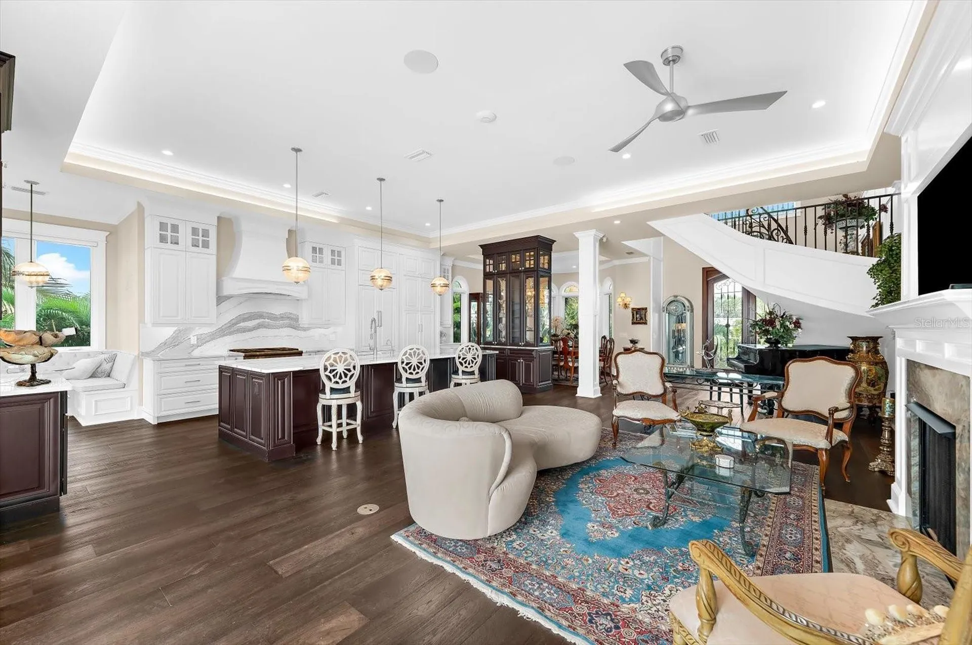 511 Bayview Drive Holmes Beach FL 34217