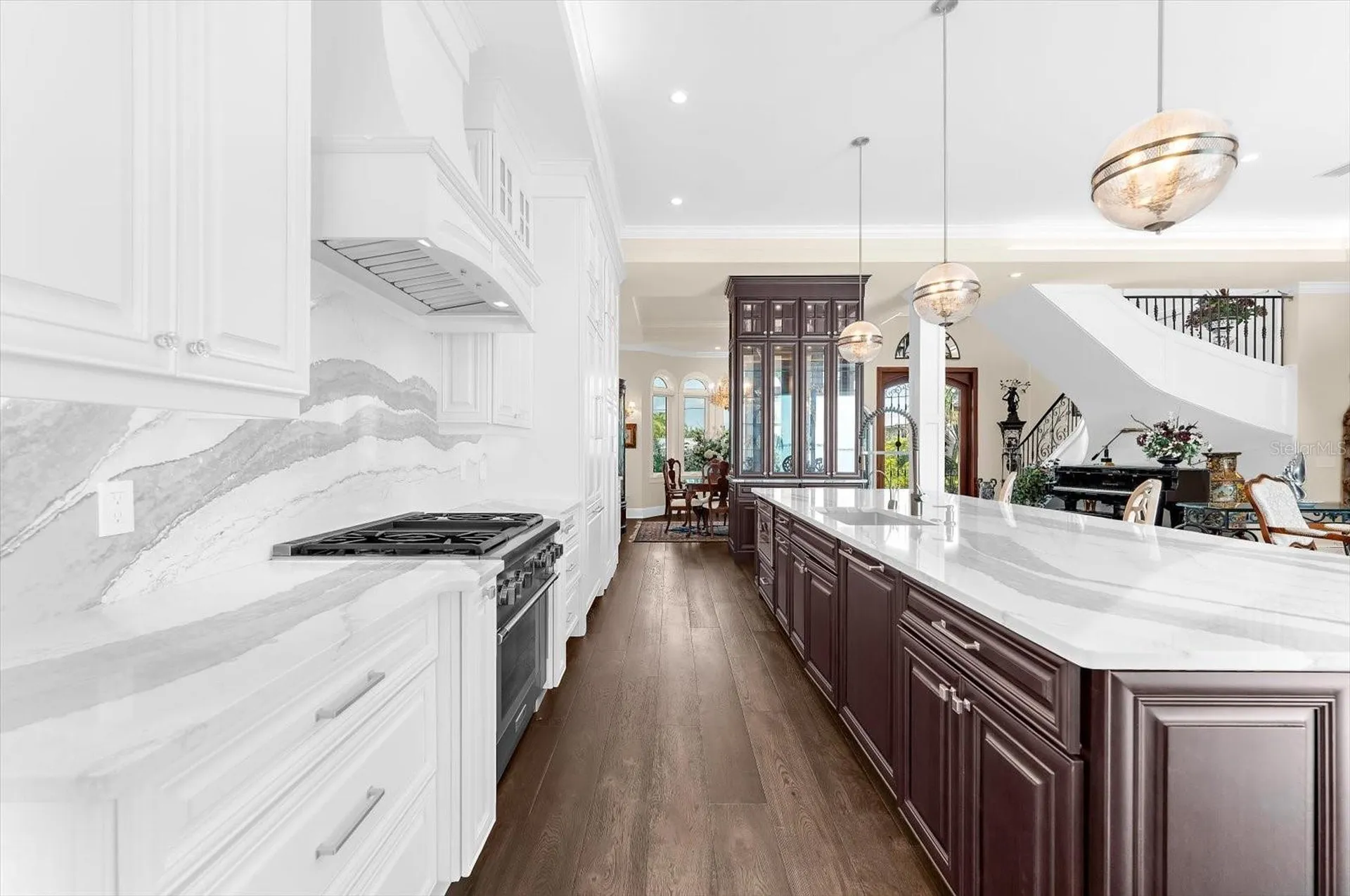 511 Bayview Drive Holmes Beach FL 34217