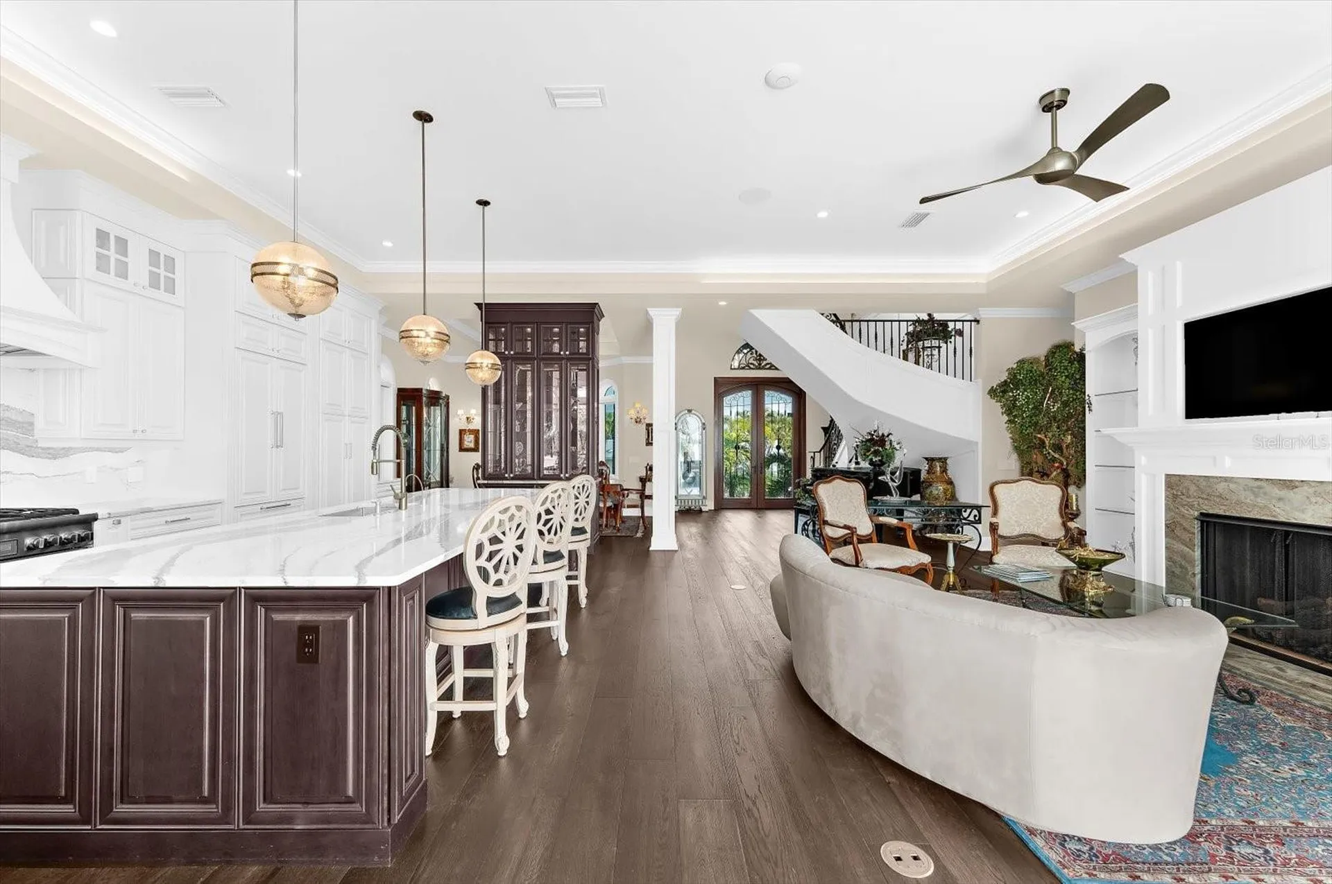 511 Bayview Drive Holmes Beach FL 34217