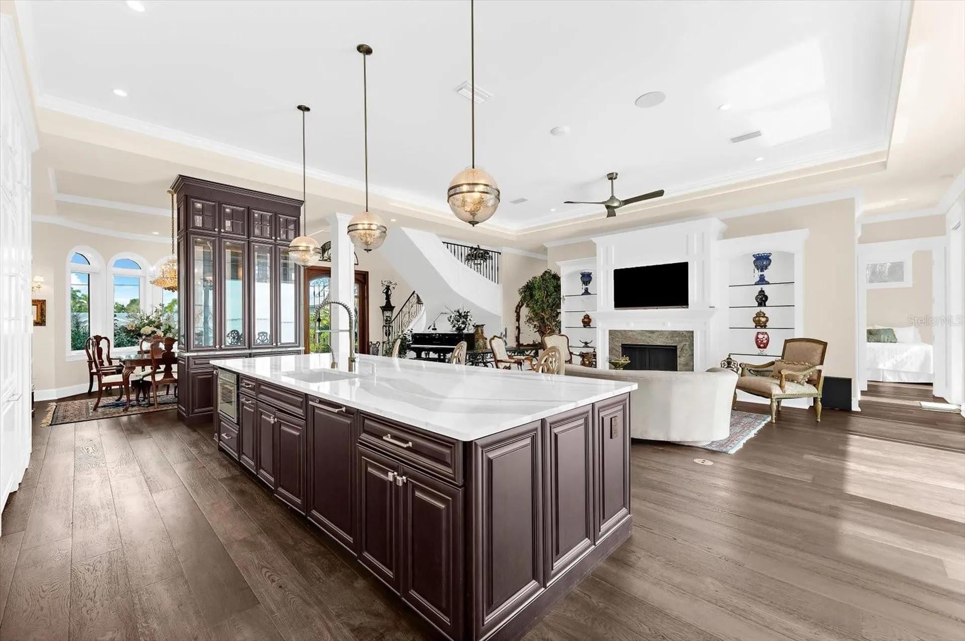 511 Bayview Drive Holmes Beach FL 34217