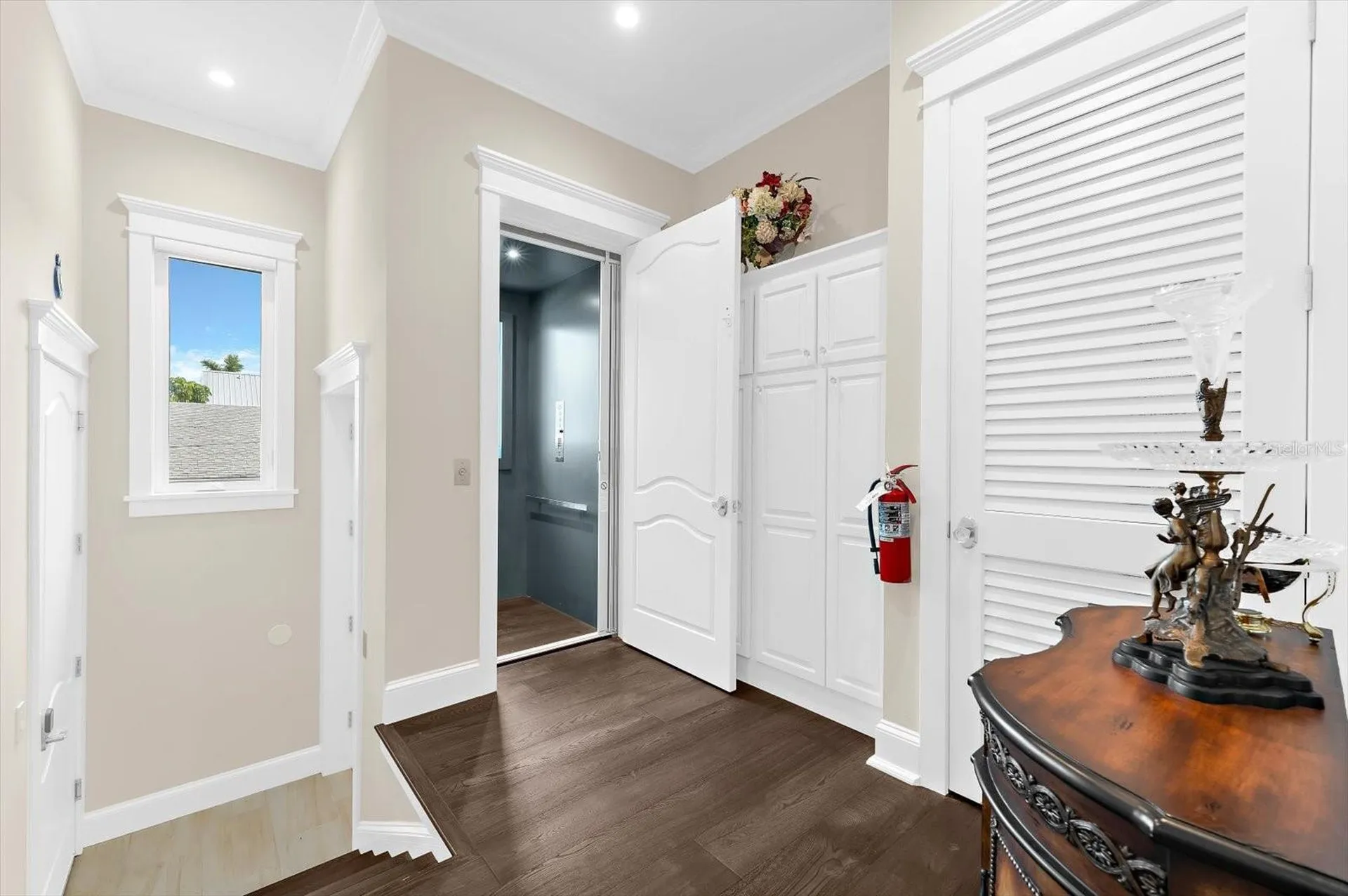 511 Bayview Drive Holmes Beach FL 34217