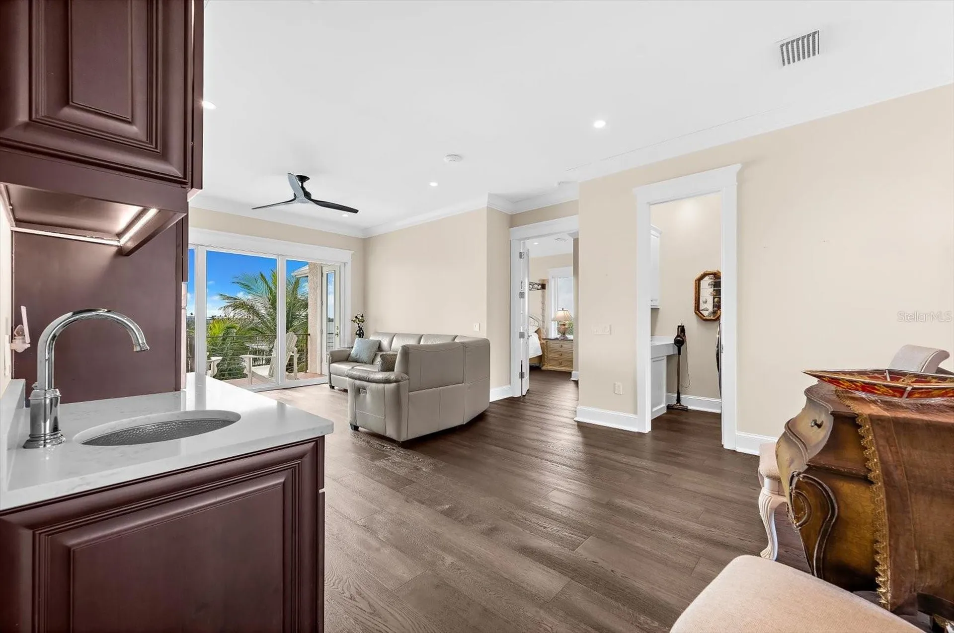 511 Bayview Drive Holmes Beach FL 34217