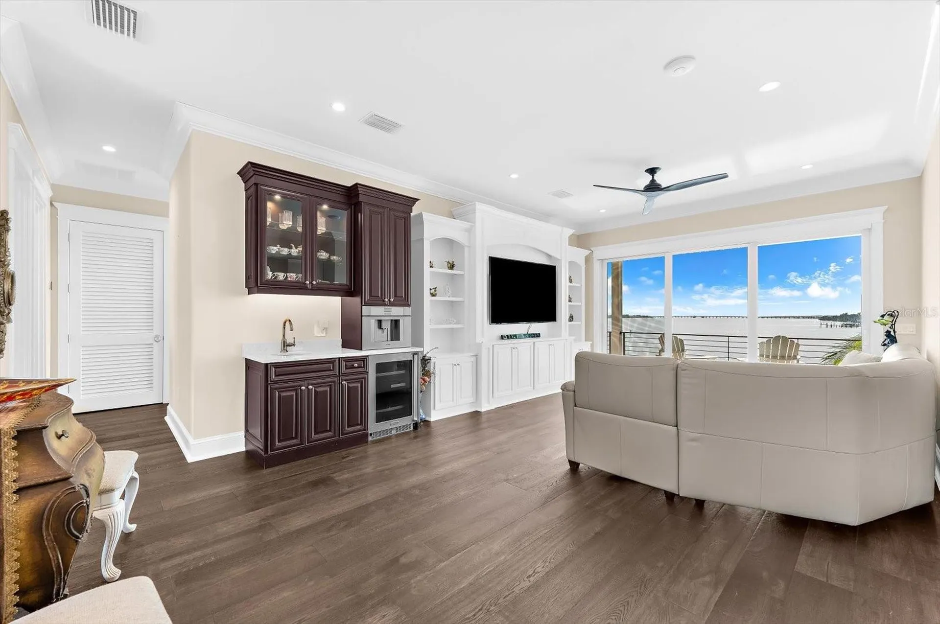 511 Bayview Drive Holmes Beach FL 34217