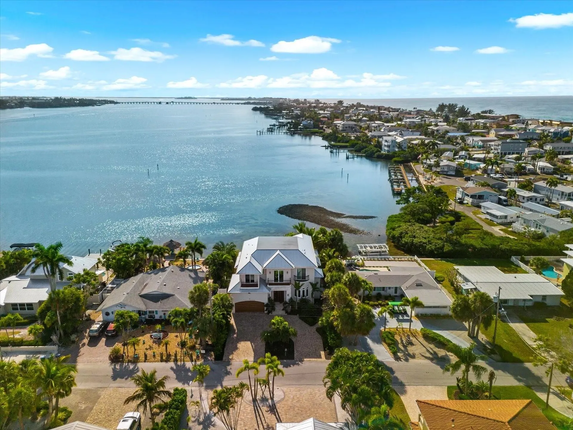 511 Bayview Drive Holmes Beach FL 34217