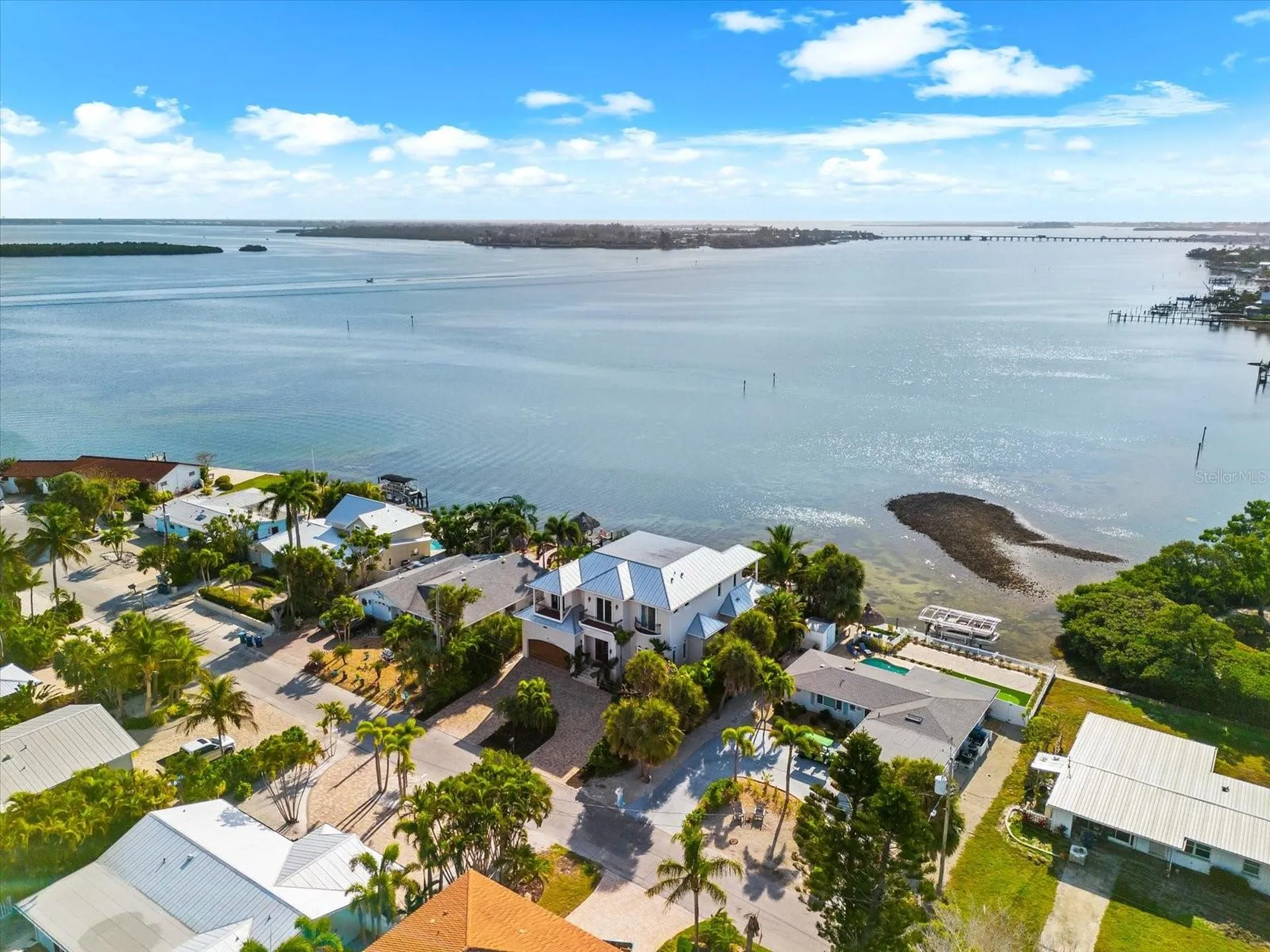 511 Bayview Drive Holmes Beach FL 34217