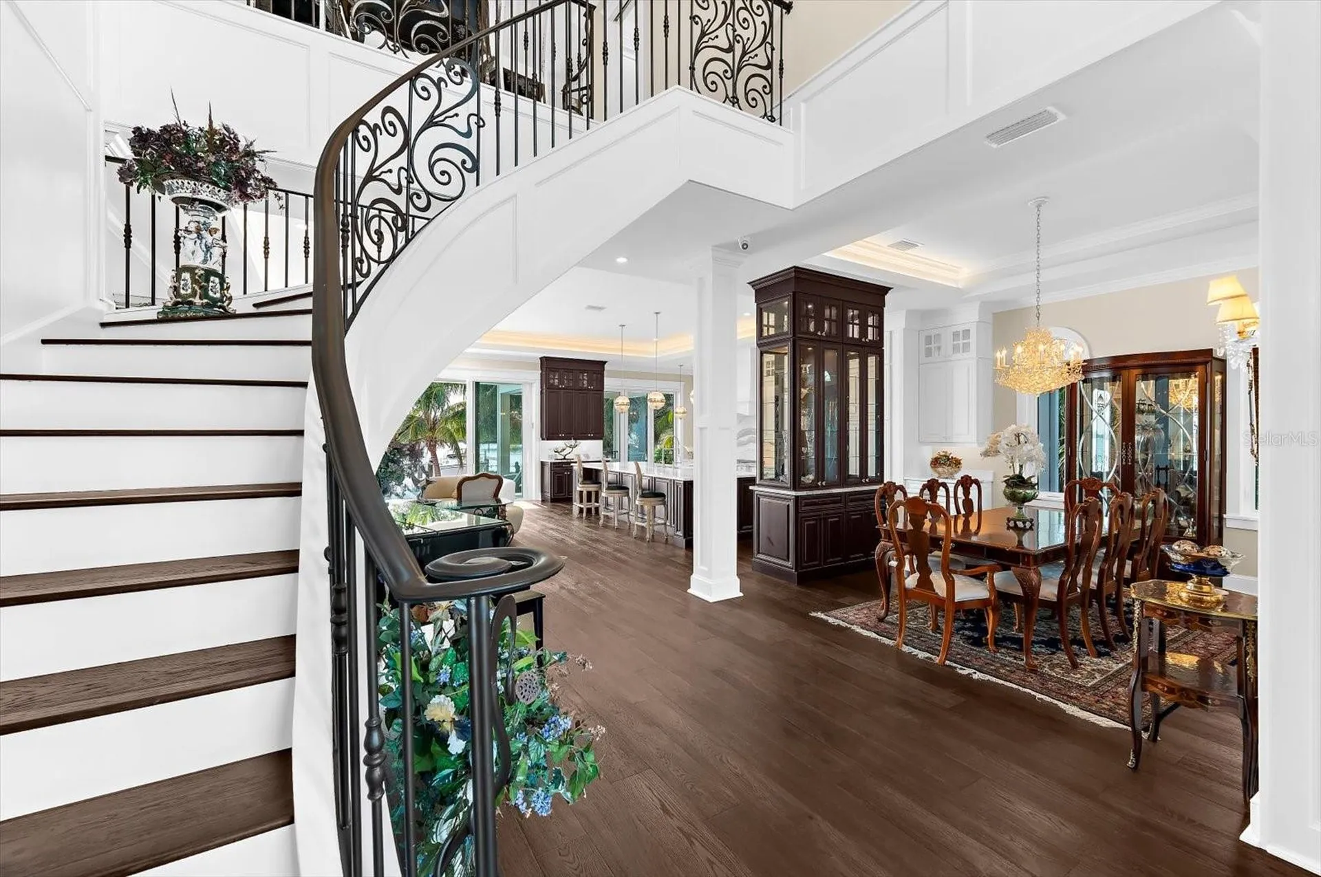 511 Bayview Drive Holmes Beach FL 34217