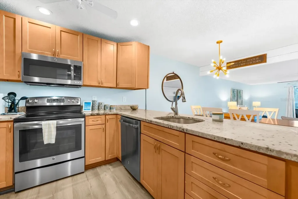 102 68th Street Holmes Beach FL 34217