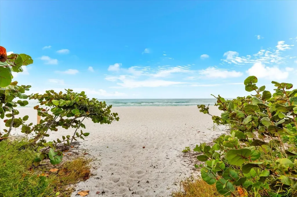 102 68th Street Holmes Beach FL 34217