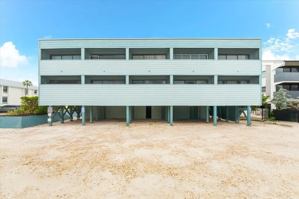 102 68th Street Holmes Beach FL 34217