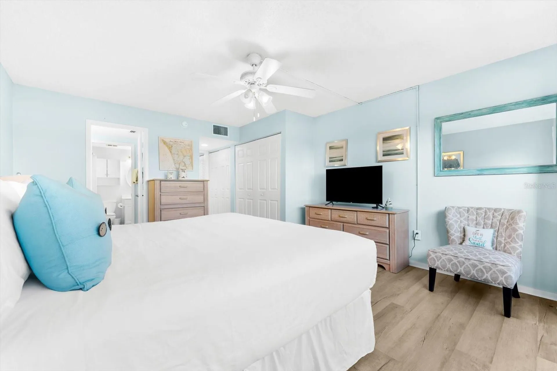 102 68th Street Holmes Beach FL 34217