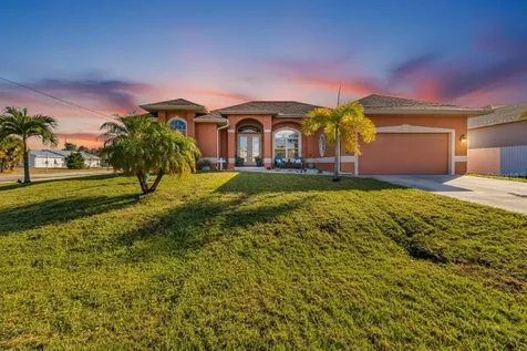 9685 Arnaz Circle Port Charlotte FL 33981