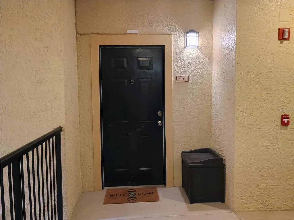 107 Vista Verdi Circle Lake Mary FL 32746