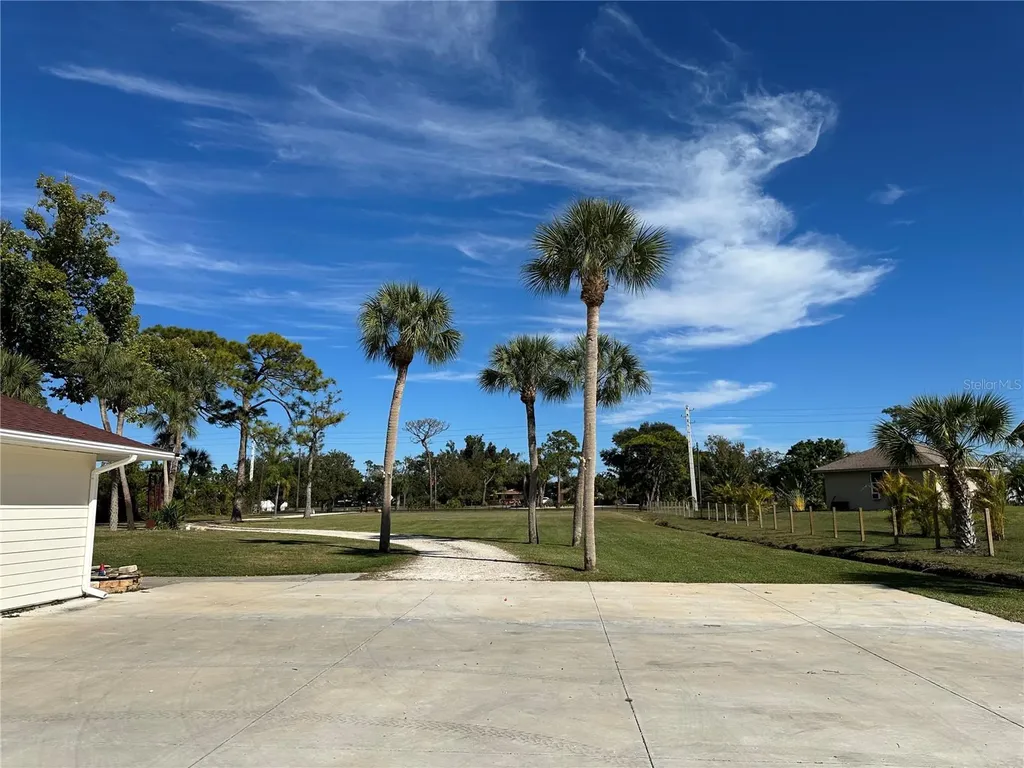 1181 Larchmont Drive Englewood FL 34223