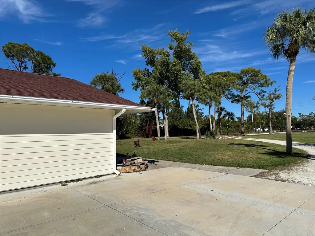 1181 Larchmont Drive Englewood FL 34223