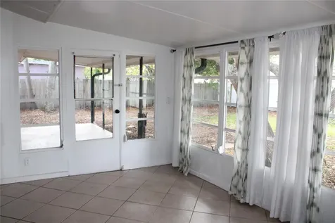 11364 79th Avenue Seminole FL 33772