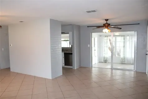11364 79th Avenue Seminole FL 33772