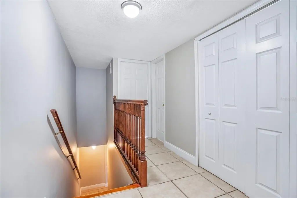 1824 Amberly Avenue Orlando FL 32822