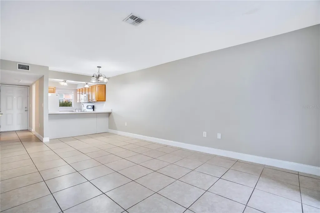 1824 Amberly Avenue Orlando FL 32822