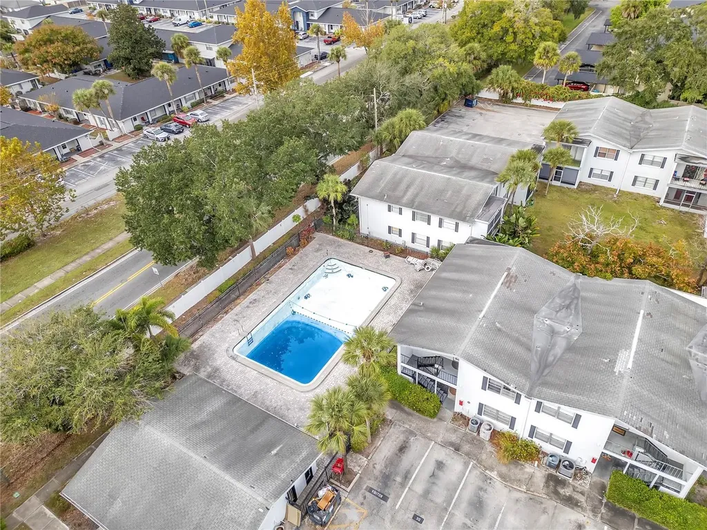 1824 Amberly Avenue Orlando FL 32822